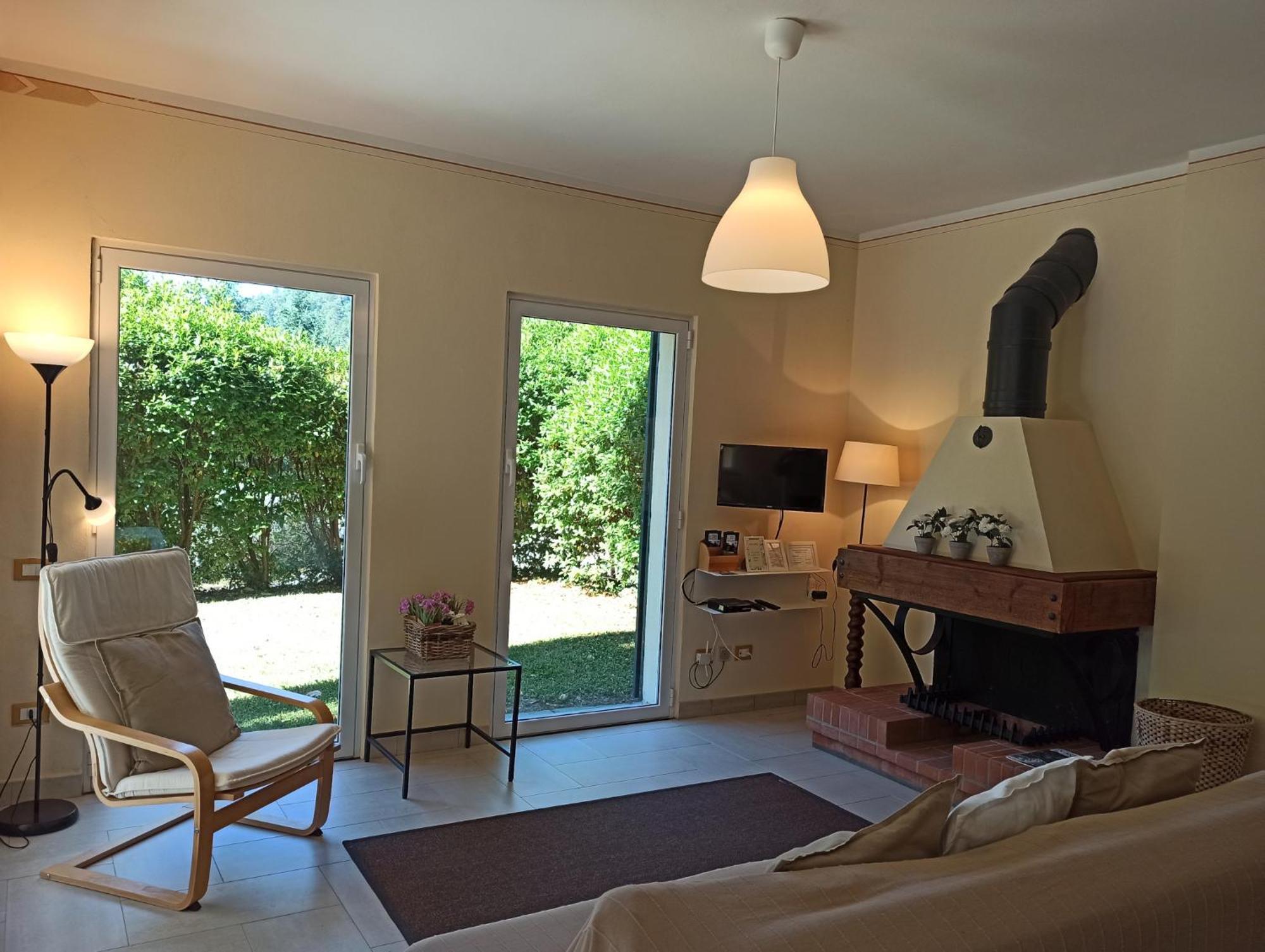 Il Bosco Di Campo Marzano Garden Apartments Borzonasca الغرفة الصورة